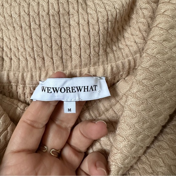 We Wore What Off The Shoulder Long Sleeve Knit Dress In Beige Size M - Picture 10 of 12